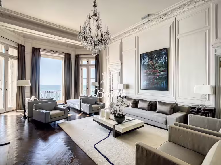 appartement-pebble-beach-biarritz-vue-mer-ocean-plage-immobilier-luxe- prestige-4