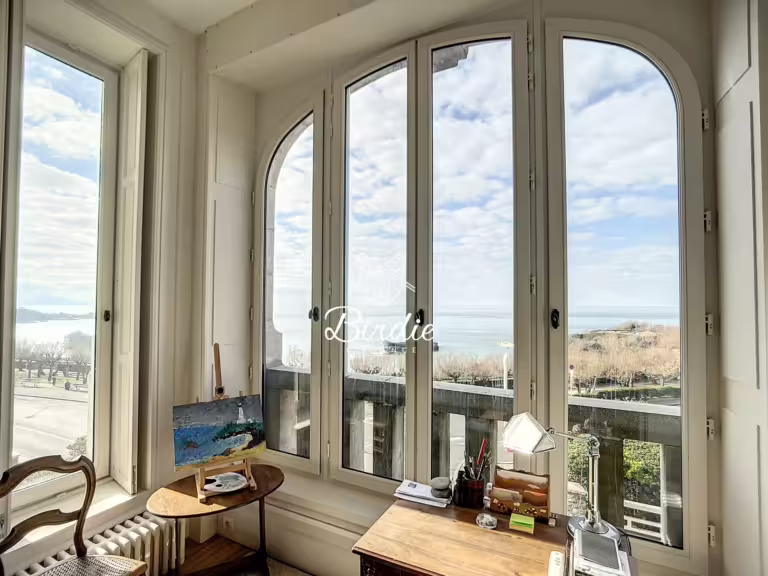 appartement-pedrena-biarritz-vendu-phare-mer-luxe-centre-ville-immobilier-luxe-4