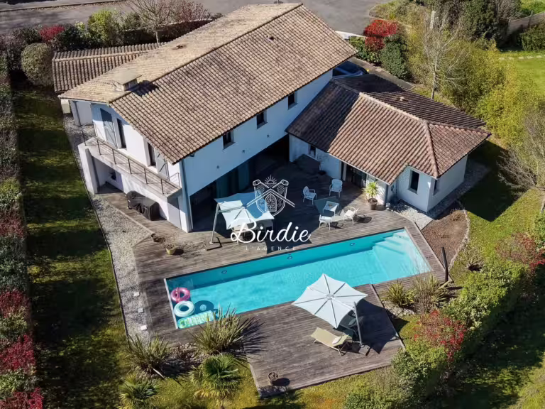 villa-makila-bassussary-acheter-luxe-immobilier-prestige-pays-basque-2